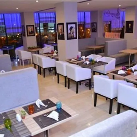 Hotel Adef-2